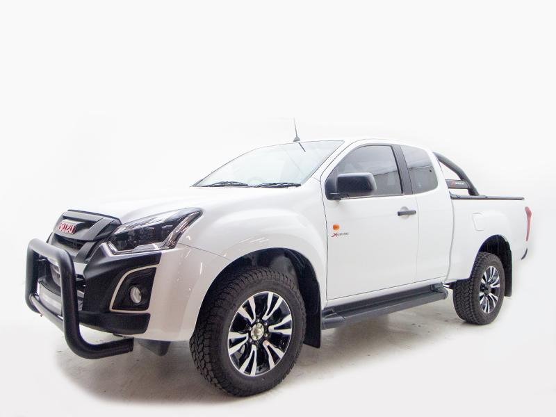 Isuzu