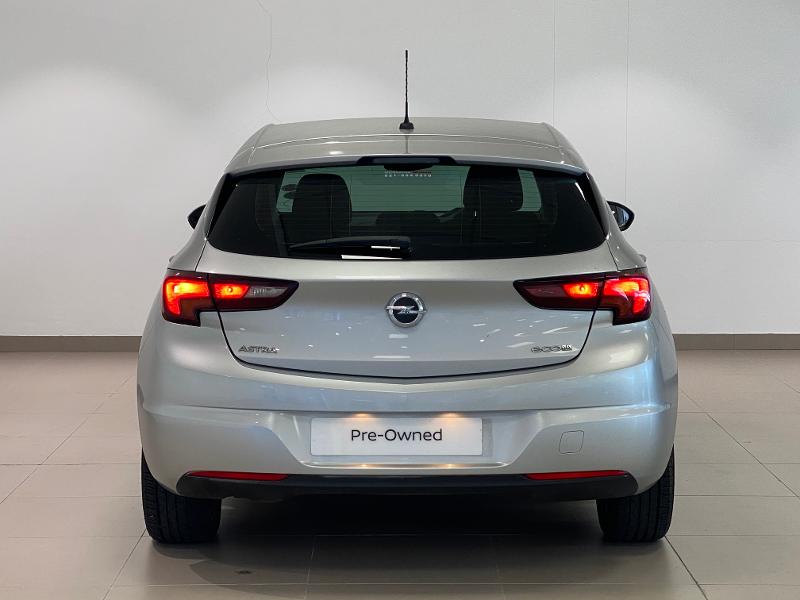 Opel Astra Hatch 1.0T